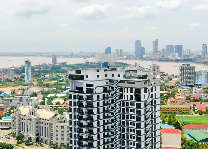 The Peninsula Phnom Penh